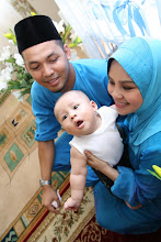 ..::Papa and Mummy with Aaron::..