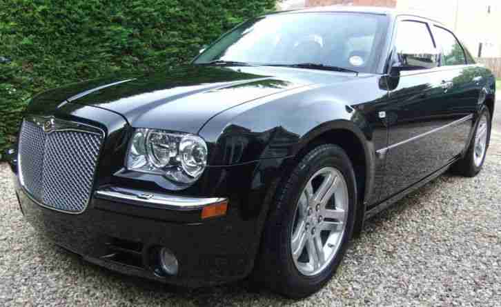 2005 CHRYSLER 300C 5.7 V8 HEMI AUTO - BLACK METALLIC - GREY FULL LEATHER - 11K -