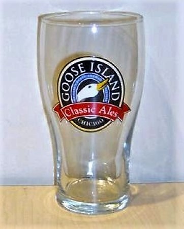 beer glass from the Goose Island brewery in U.S.A. with the inscription 'Goose Island Chicago's Craft Brewer EST 1988 Classic Ales Chicago'