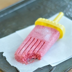 Strawberry-Yogurt Popsicles