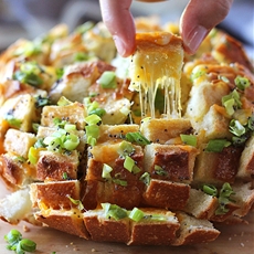 Bloomin Onion Bread