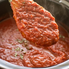 Crockpot Easy Roasted Garlic Marinara