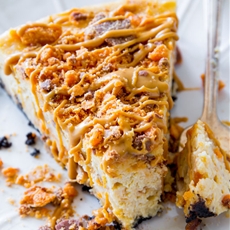 Peanut Butter Butterfinger Cheesecake