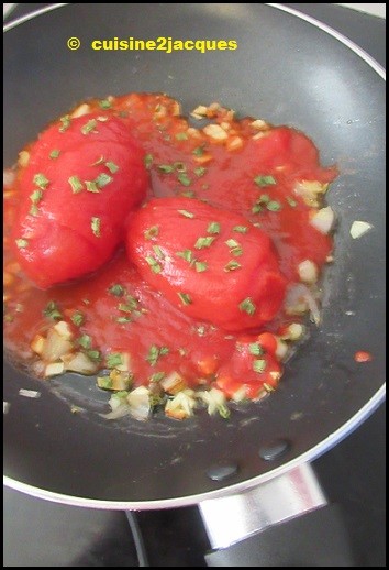 Ragout tomates , champignons , saucisses ( 4 / 5 )