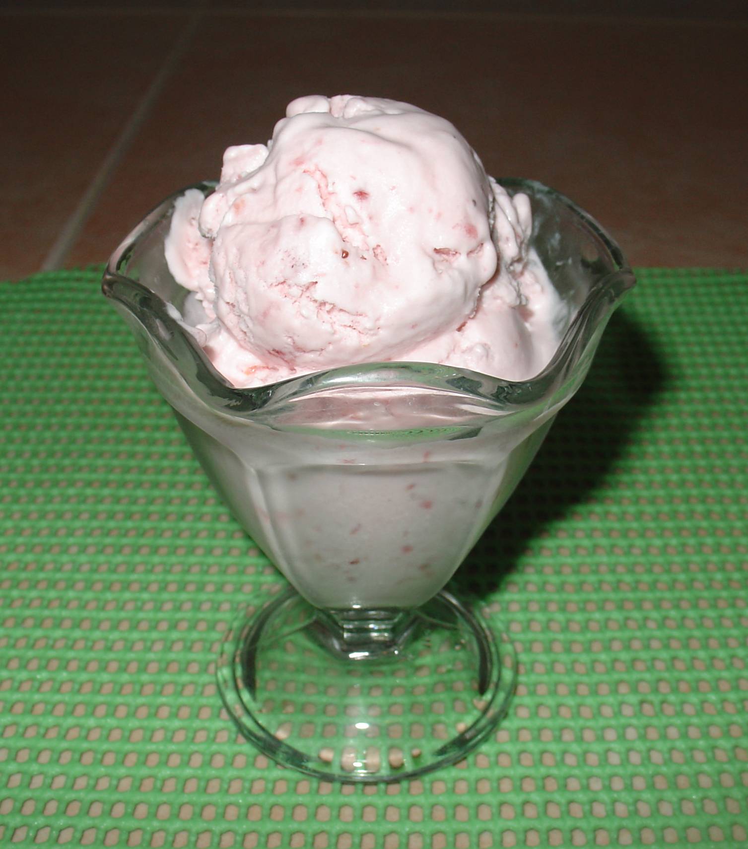 Homemade Strawberry Ice Cream