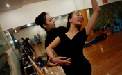 An elegant job: private dancing trainer