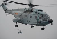 PLA navy conducts landing drills in South China Sea 
