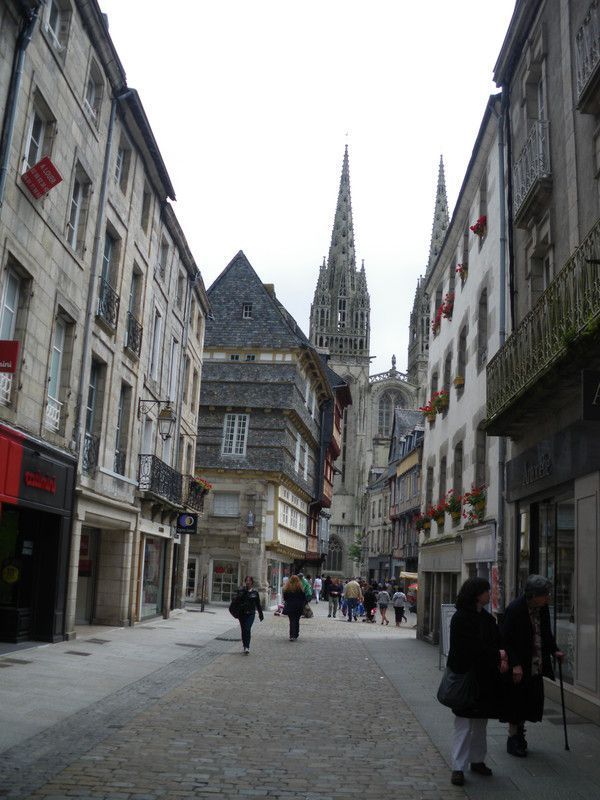 Quimper dans le Finistère ** Bretagne **