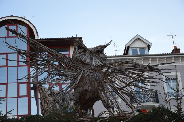 EVIAN LES BAINS - HIBOU EN FLOTTINS