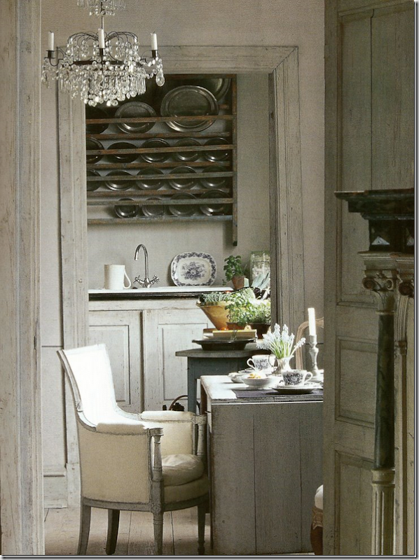 grey%20kitchen%20cote%20de%20texas[1]