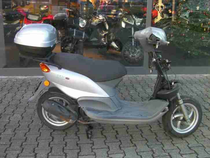 Bastler Ausschlacht Fahrzeug Roller Piaggio Fly 4 Tempi 50 4 Takter