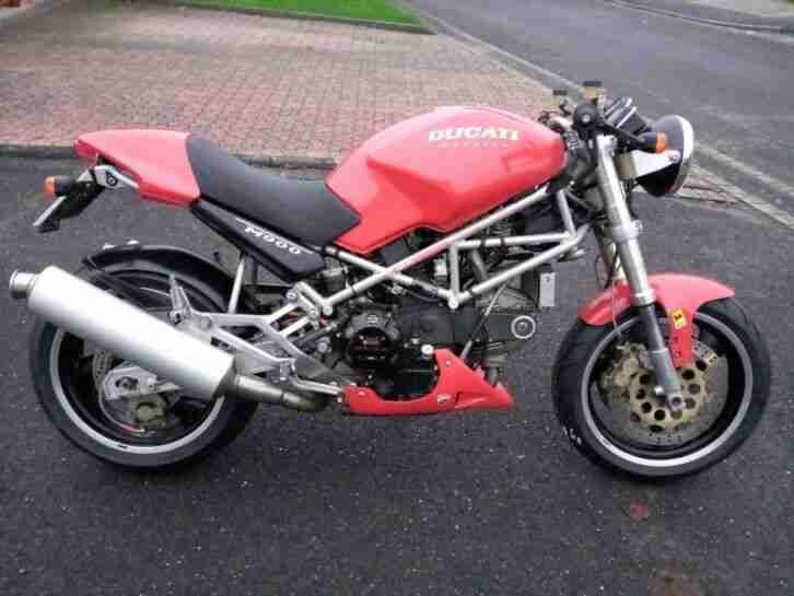 Ducati Monster 900 M im TOP Zustand