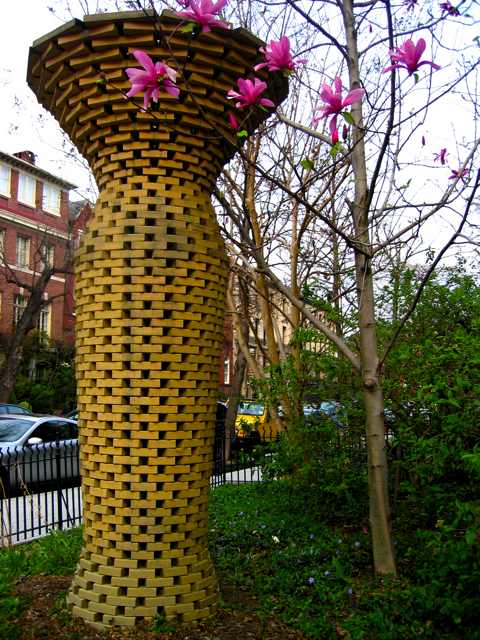 A sculpture at the corner of 21st and R St. NW.