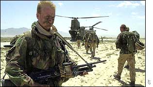 Troops from 45 Commando (Zulu Company) board a Chinook