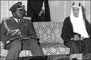 Amid with the late King Faisal bin Abdul Aziz in Riyadh in 1977