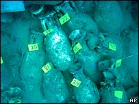 Amphorae on Roman shipwreck