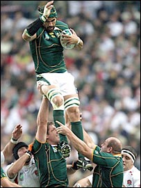 Victor Matfield soars to take a line-out for South Africa