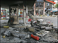 Petrol station in Tehran after petrol rationing protests - 2007