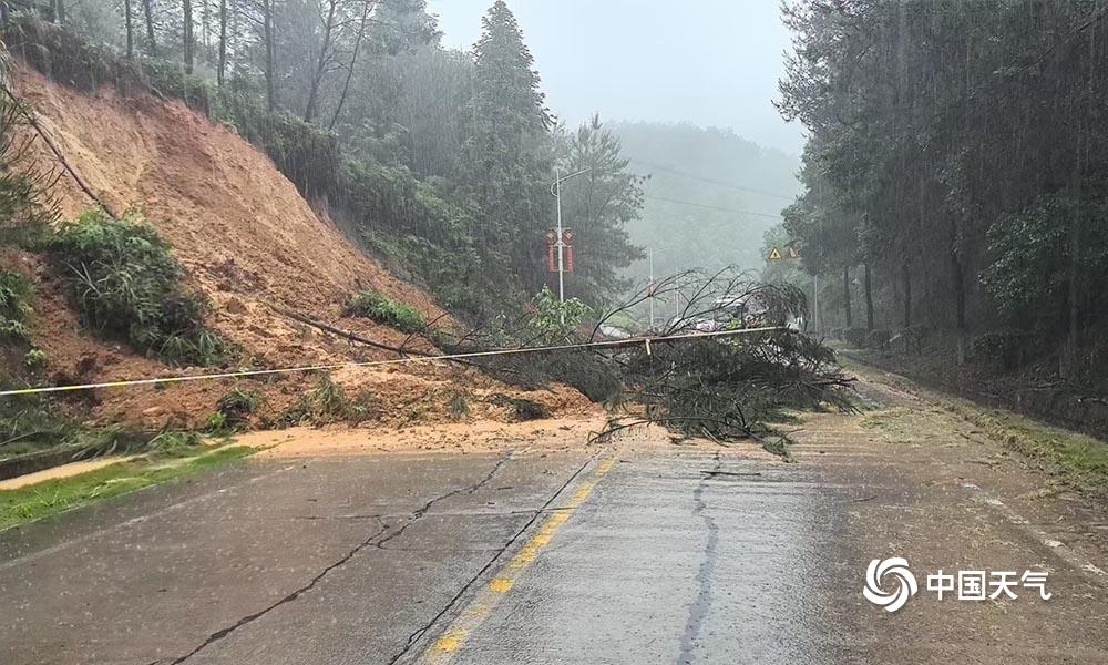 ç¦å»ºä¸Šæ­æ™®é™å¤§æš´é›¨ï¼Œå±€éƒ¨ç‰¹å¤§æš´é›¨ï¼Œå„ä¹¡é•‡å—ç¾ä¸¥é‡