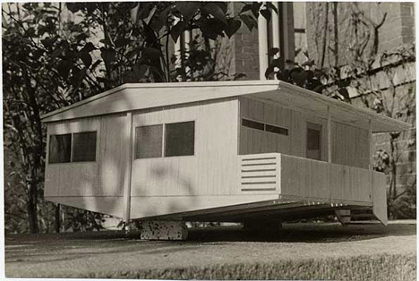 Link to Historic prefab: Marcel Breuer's Plas-2-Point house