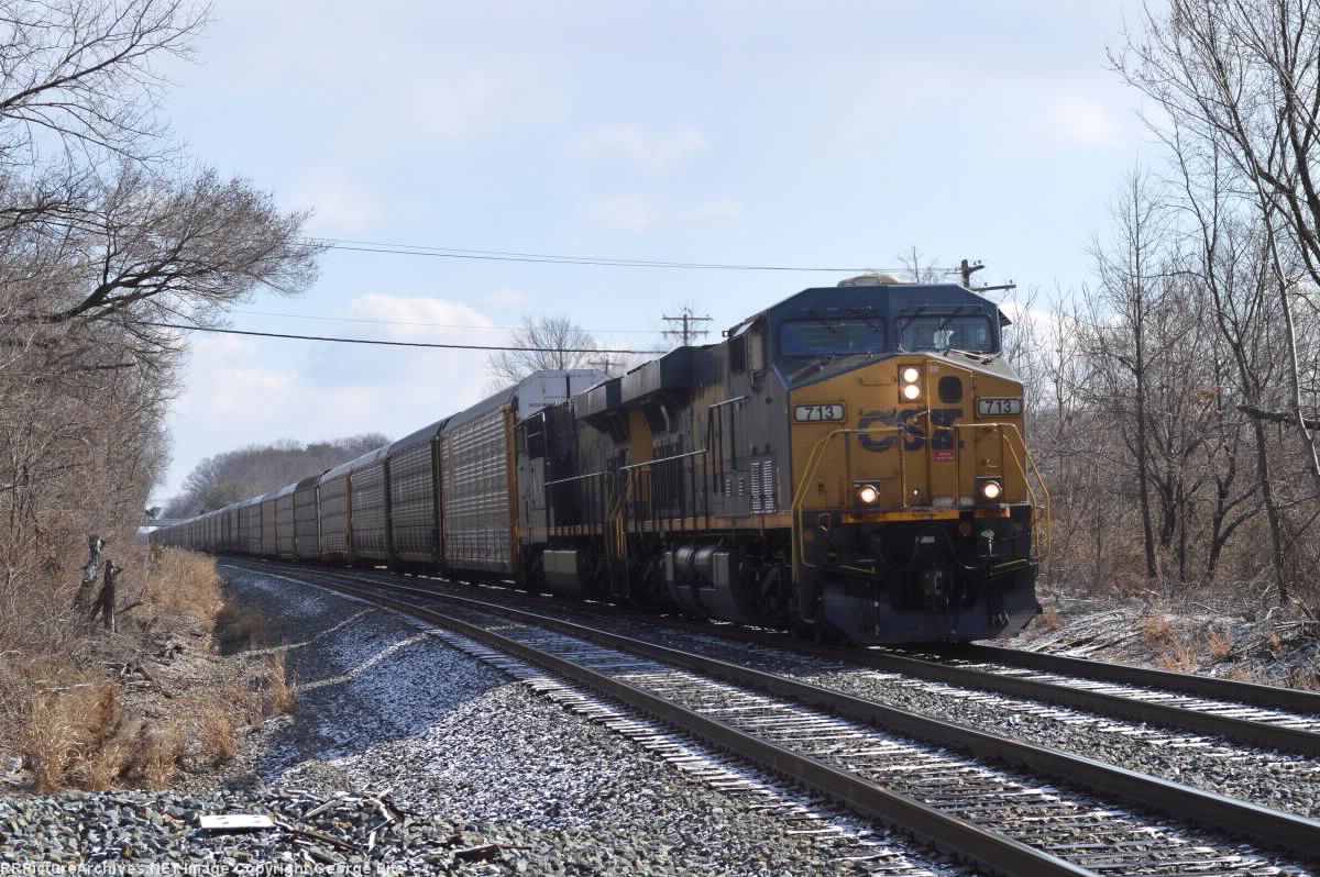 CSX 713 and train Q217