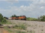 BNSF 4664 and BNSF 5051