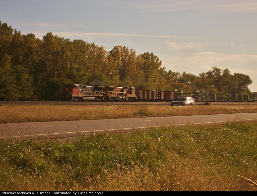 CN 2156 eastbovnd UP empty rail train