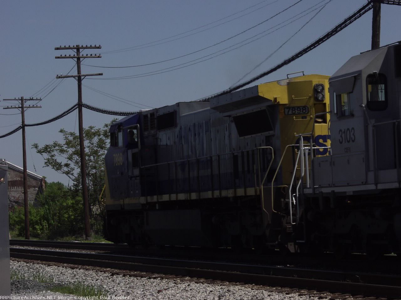 CSX 7898