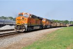 BNSF 6273 on NS 734