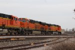 BNSF 8087 and BNSF 4821