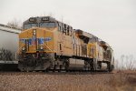 2 Ge's shove on a SB grain train.