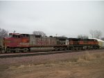 BNSF 687