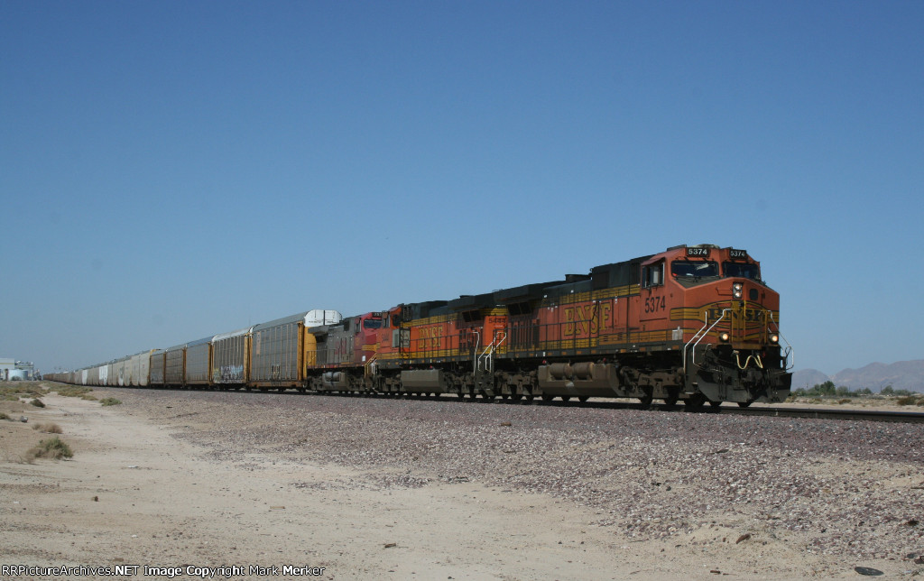 BNSF 5374