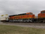 BNSF ES44C4 4280