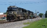 Westbound NS freight 110 at Sturgeon