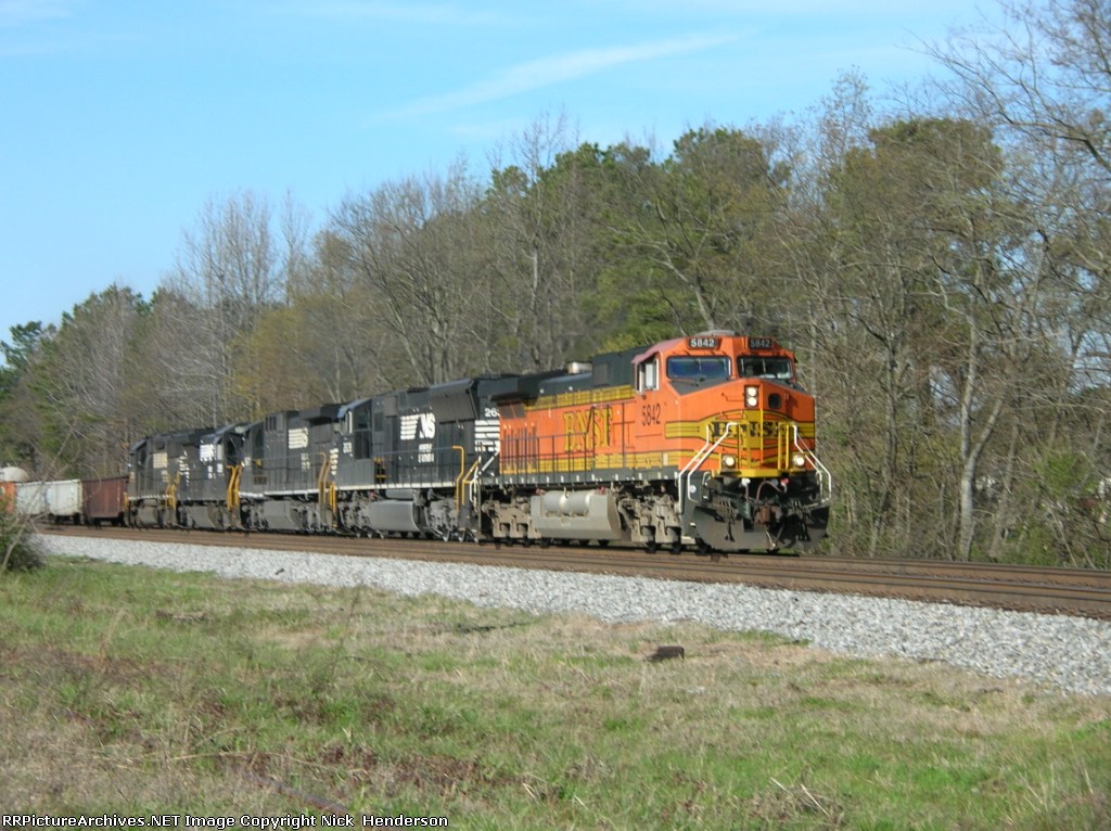 BNSF 5842