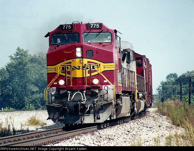 BNSF 775