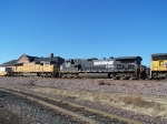 NS 9689 & UP 4461 Help Pull an Intermodal Consist