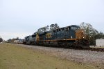 CSX 811 leads the Q143