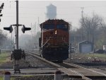 BNSF ET44C4 3843