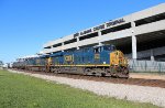 CSX 3227 leads the Q521