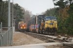 BNSF 3829 and CSX 16 wait for green