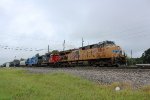 UP 7868 (w/ CN and CEFX) leads the QHONL-01 north