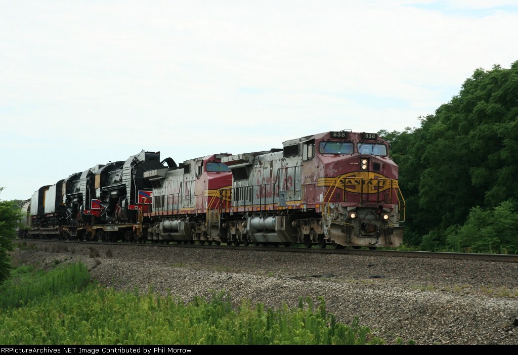 BNSF 838