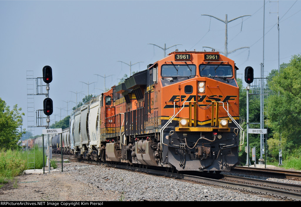 BNSF 3961