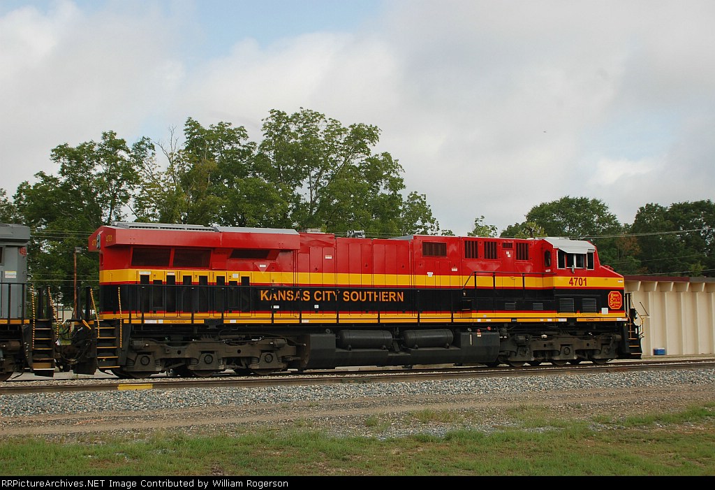 Kansas City Southern Railway (KCS) GE ES44AC No. 4701