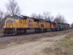 UP 5048, UP 2916, HLCX 8153, HLCX 6297, & FXE 4617