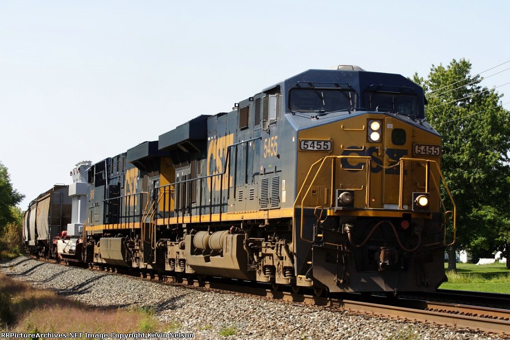 CSX 5455 ES44DC