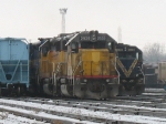 NREX 293< & 2943 sitting next to HLCX 9034