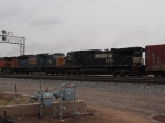 NS 9627 & CSX 716